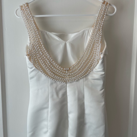 Pearl Embellished Satin Sheath White Dress - Picture 8 of 12